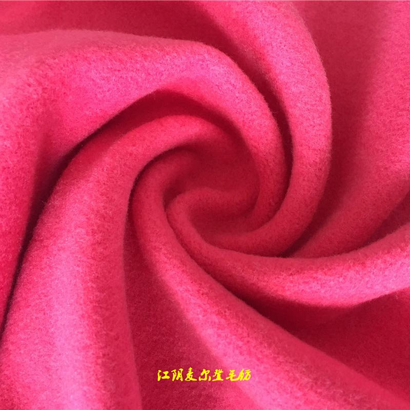 80%羊毛20%滌綸700克歐時(shí)力呢